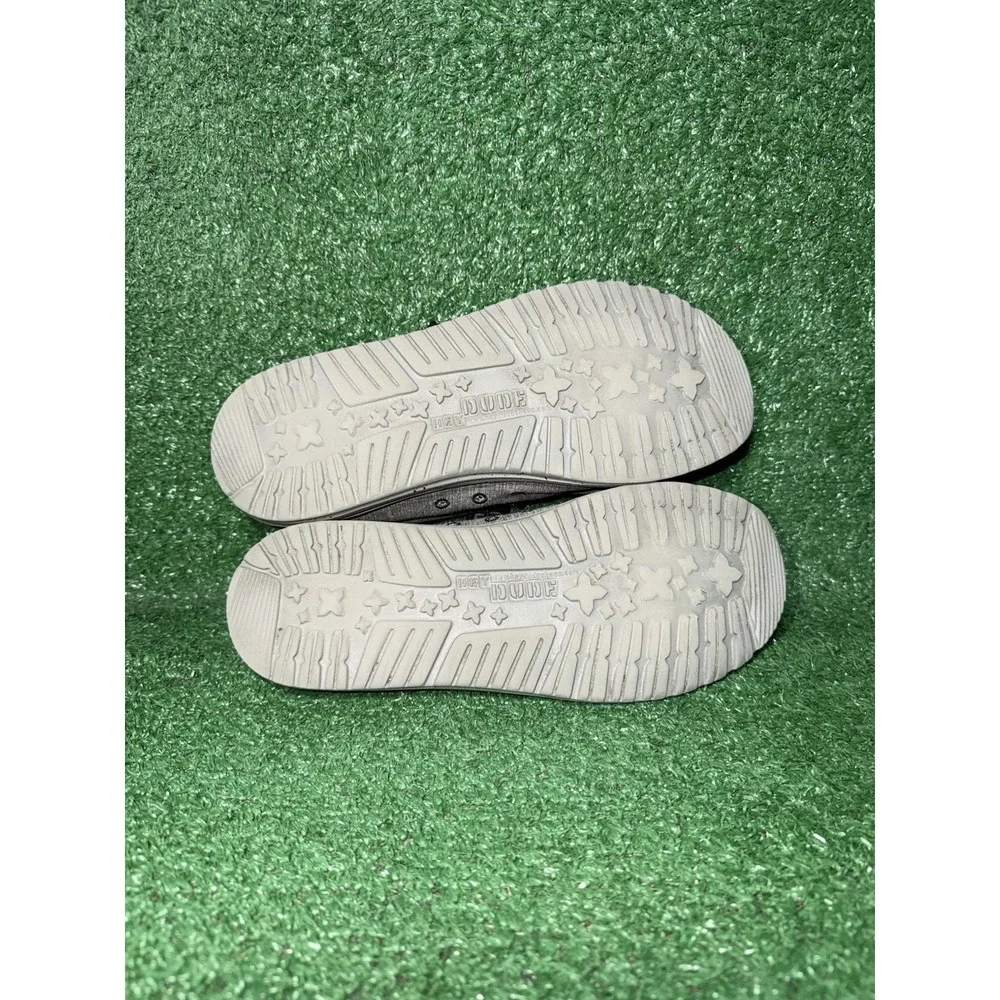 Hey Dude Wally Men Size 10 Grey Slip On Lightweight Shoe Comfort Sneaker
